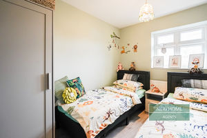 Photo 8- click for photo gallery